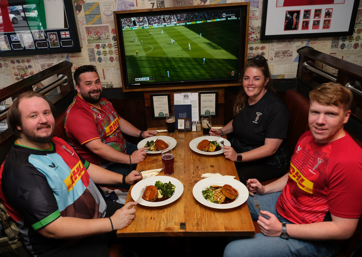 Fuller's Quins pub meal