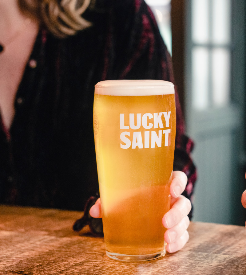 Lucky Saint pint