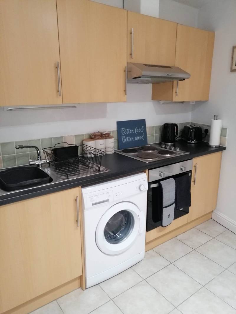 Rose Airbnb kitchen