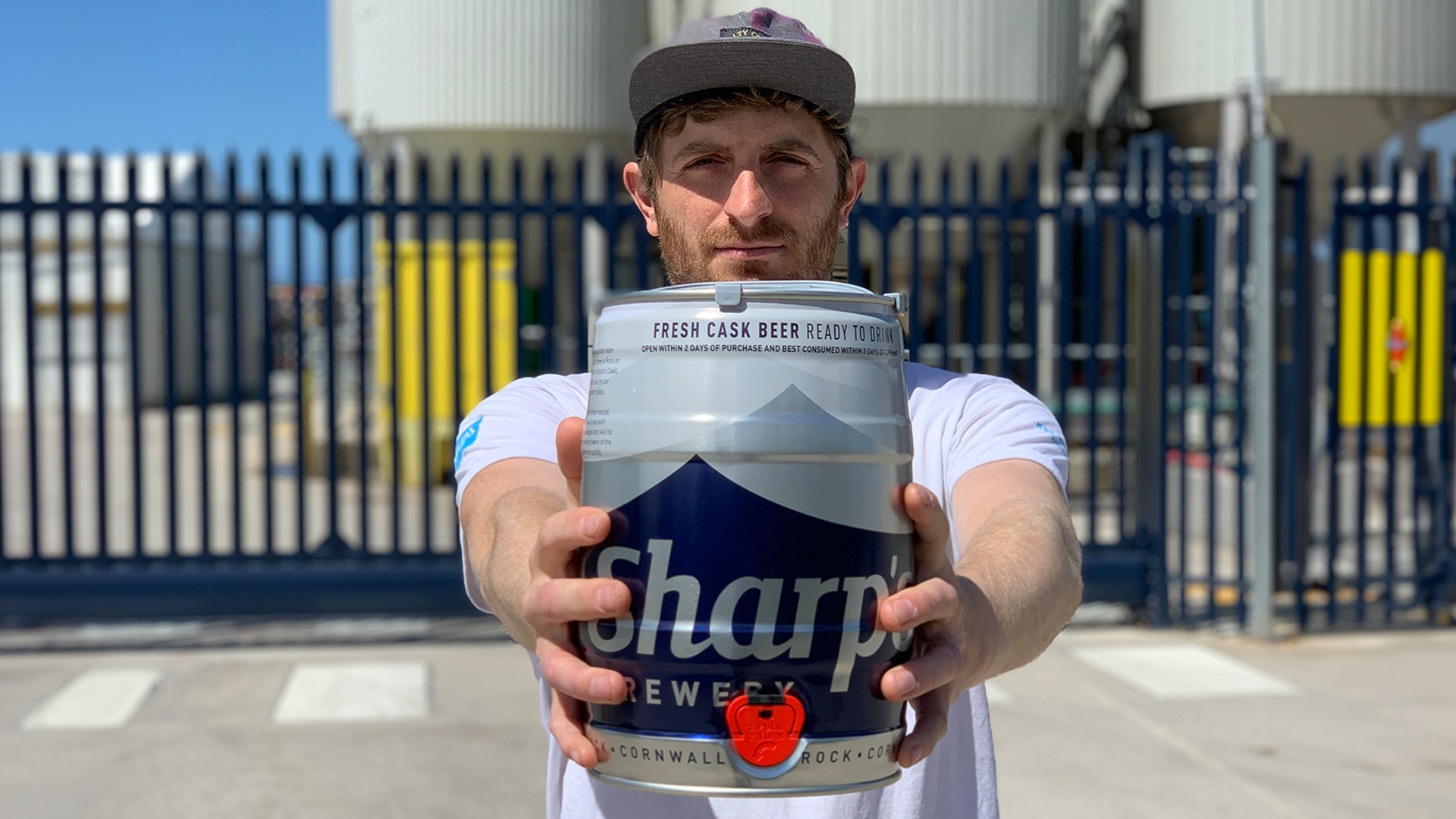 Sharp's Zingland mini-cask